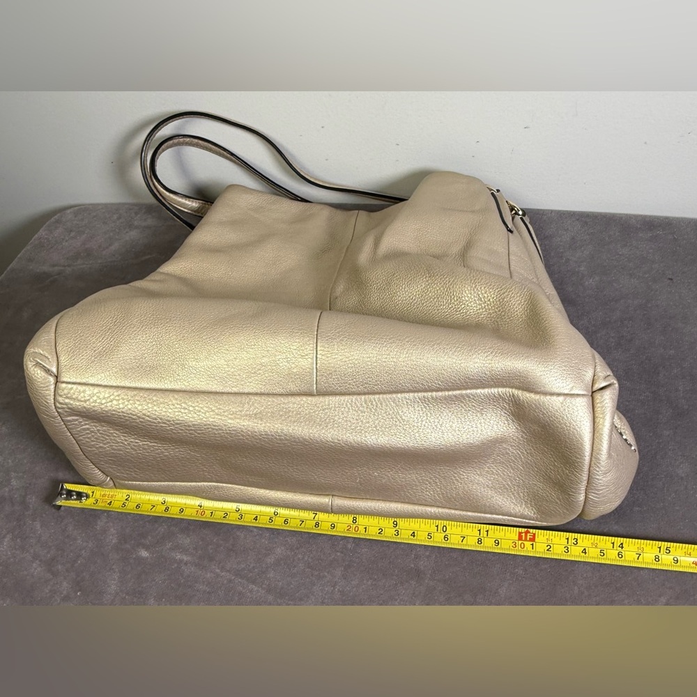 Coach Madison Phoebe shoulder tote bag pebbled leather metallic light gold EUC - Picture 15 of 16